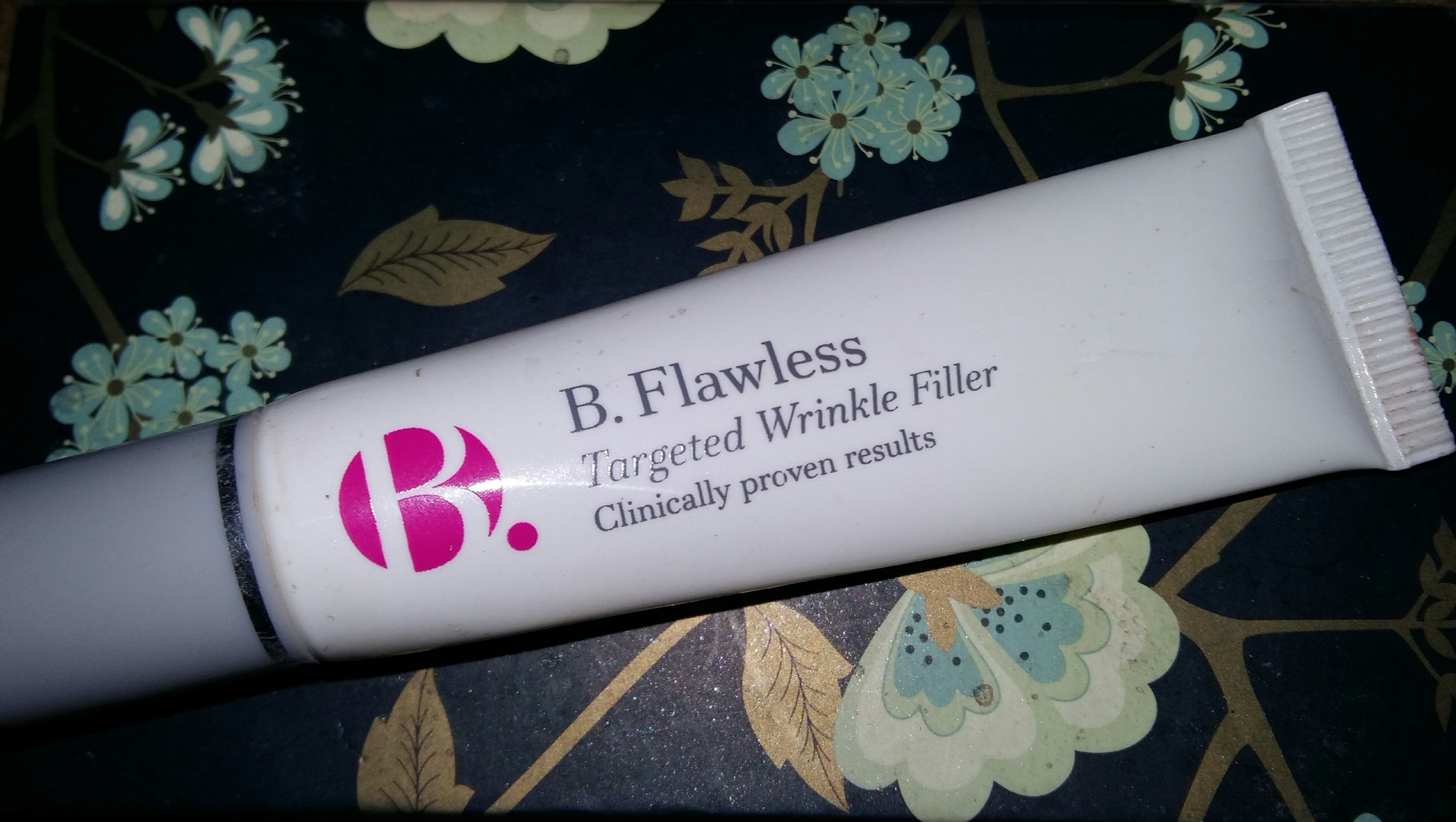 B.Flawless wrinkle filler tube